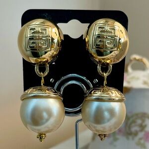 VINTAGE GIVENCHY GOLD TONE AND FAUX PEARL CLIP-ON STATEMENT EARRINGS RARE